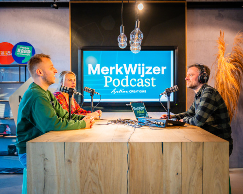 Het volledige verhaal luisteren?