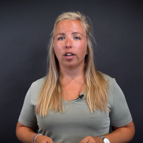 Bekijk de video over het Cialdini-principe 'autoriteit'!